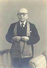 林出 賢次郎