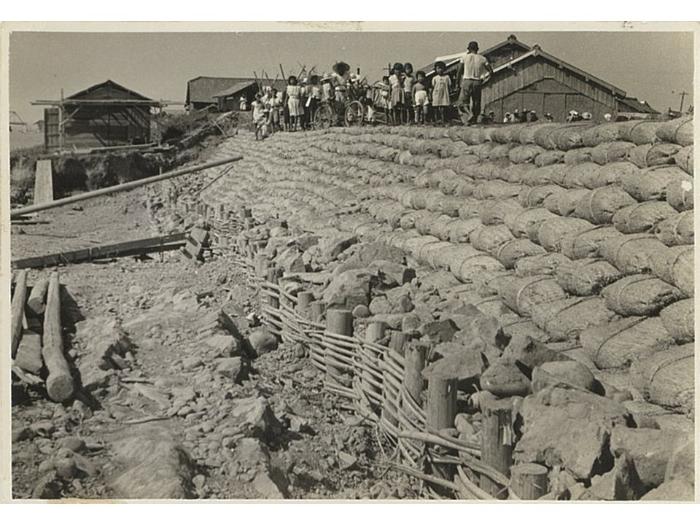 復旧作業（堤防）