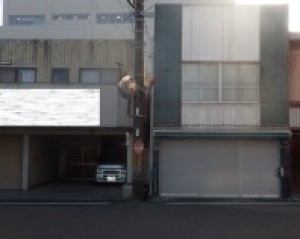 カーブミラーの向きの修正画像（修正前）
